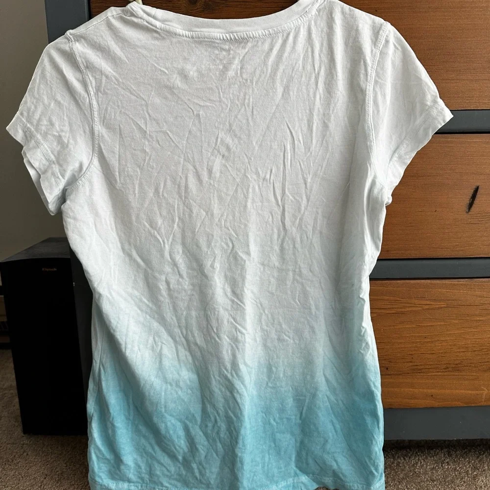 Vineyard Vines Ombré Tee - Picture 2 of 4